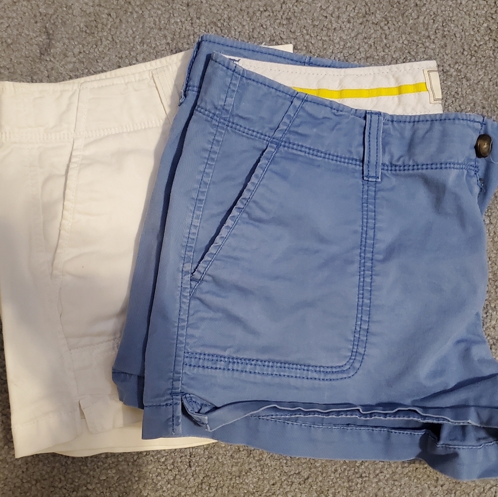 Old Navy Women's Blue and White Cargo Shorts